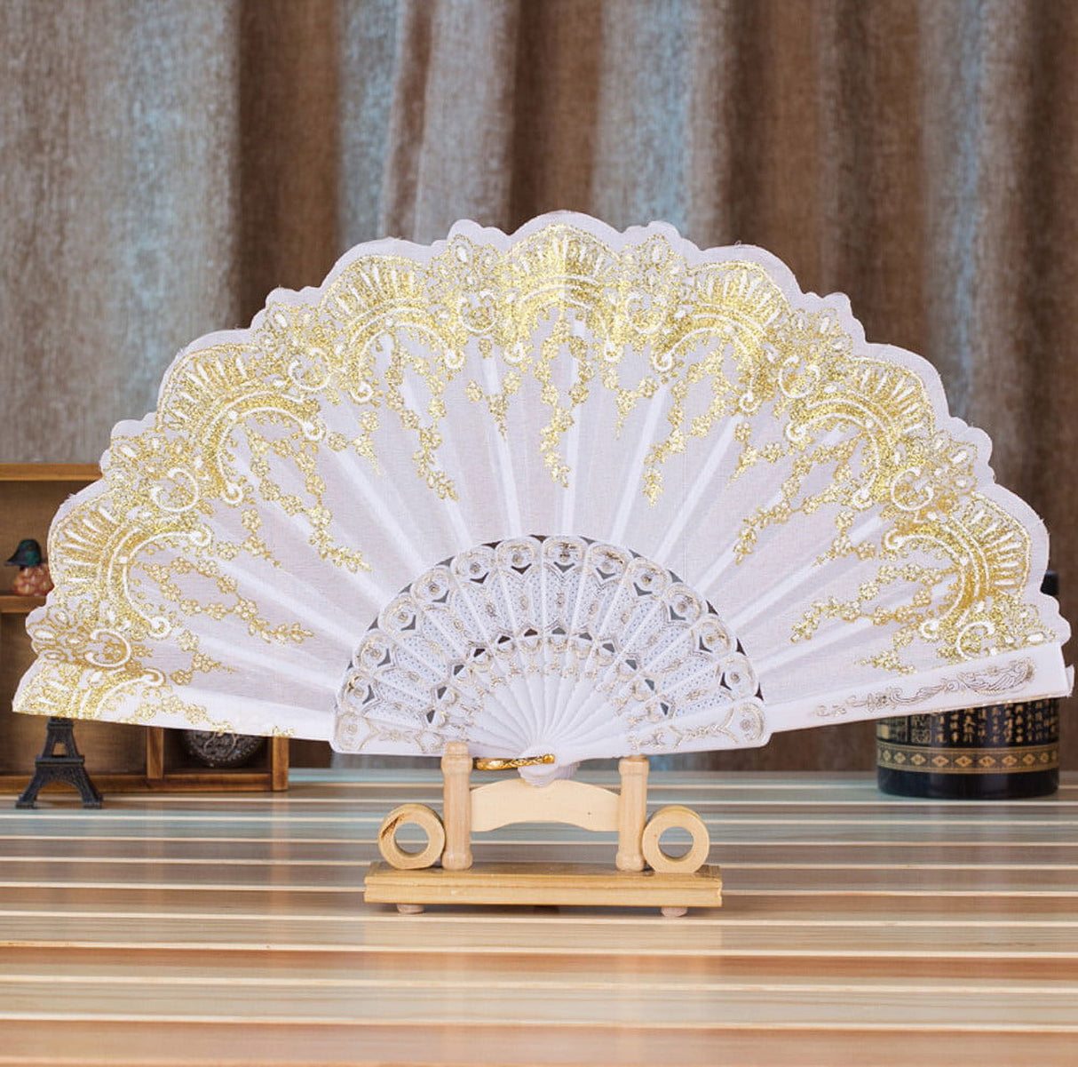 Folding Fan , Chinese Style Dance Wedding Party Lace Silk Folding Hand Held Flower Fan White White