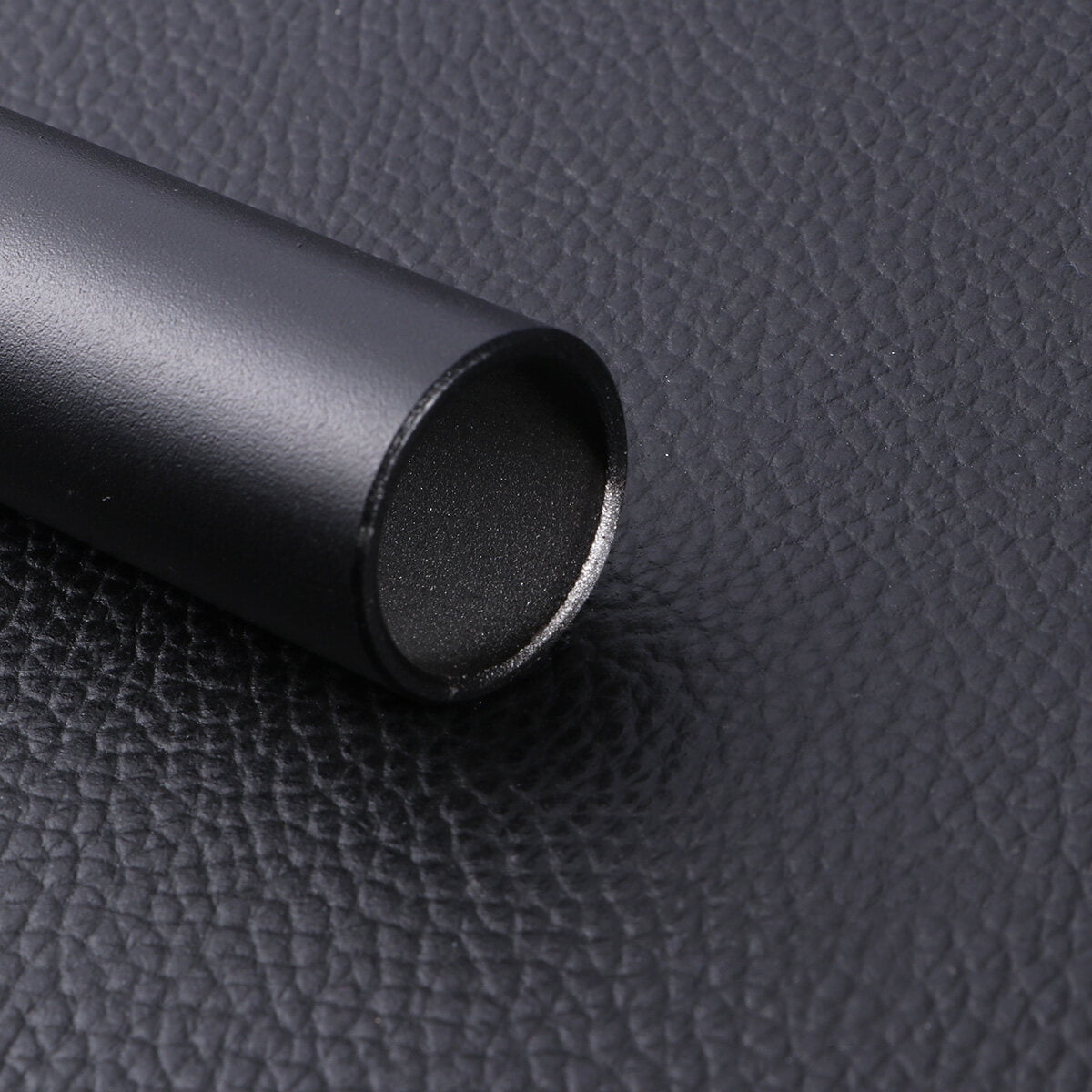 Worgeous 30.8mm Aluminum Alloy Seatpost Mountain Bike Bike Seat Tube Seat Post for Most Road Bike Downhill Bike Track Bike Fixed Gear (Black)
