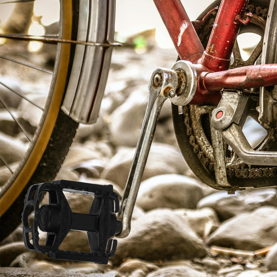 1 Pair Outdoor Bike Pedals Stable Riding Fine Craft Design Black