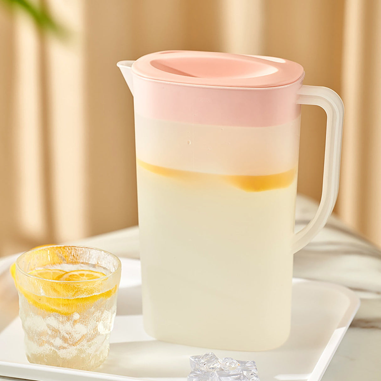 Oval Slim Plastic Pitchers With Lids, Clear Pitcher with Well-Gripped Handle, Water Jug, Ideal for Water, Juice & Iced Tea Beverage Jar Ice Tea Kettle, 1 Pcs, 5.91x2.95x9.65 5.91" x 2.95" x 9.65" Pink