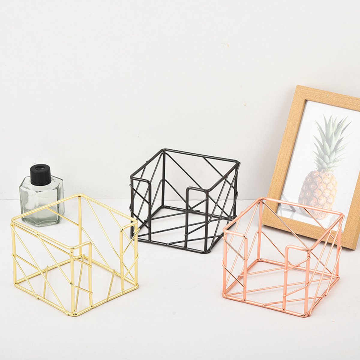Sticky Note Organizer - Storage Rack - Metal Storage Rack - Creative Openwork Note Box - Desk Storage Accessories - Post-it Holder - Gold