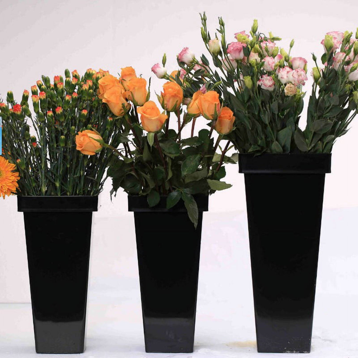 Plastic Flower Vase, Tall Flower Pot Pack of 1, Patio Deck Indoor Outdoor Garden Tree Planters 13.4 Inch (White) 1pcs-White