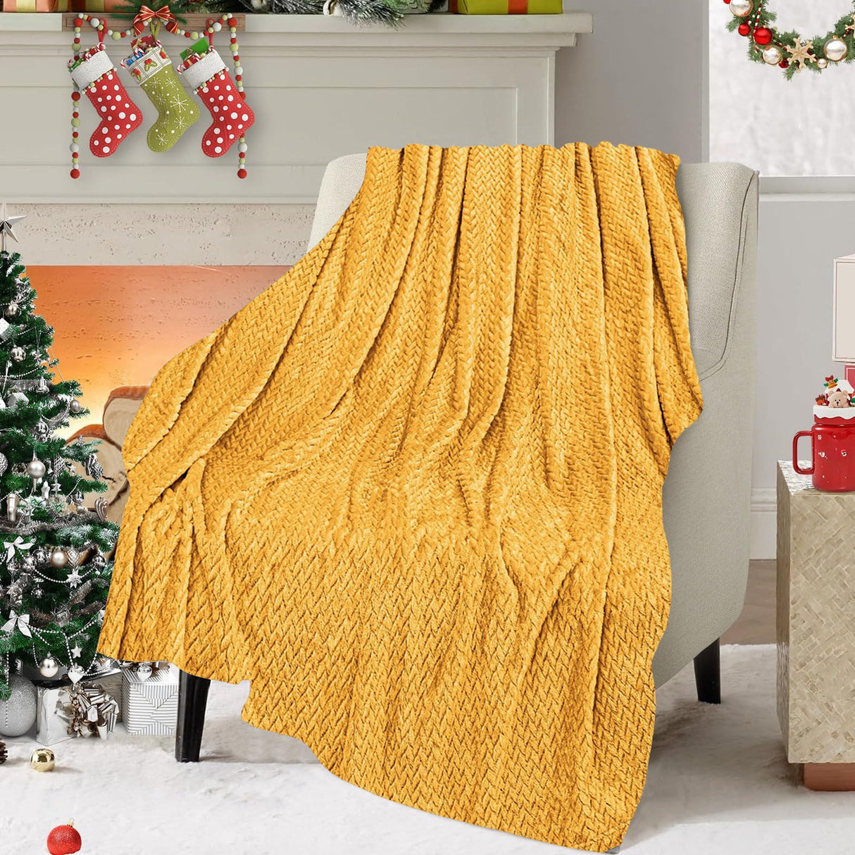 Christmas Solid Color Blanket, 59x39" Soft Warm Throw Blanket, Light-weight Plush Throw Blanket for Bed Sofa Camping Airplane Holiday Yellow