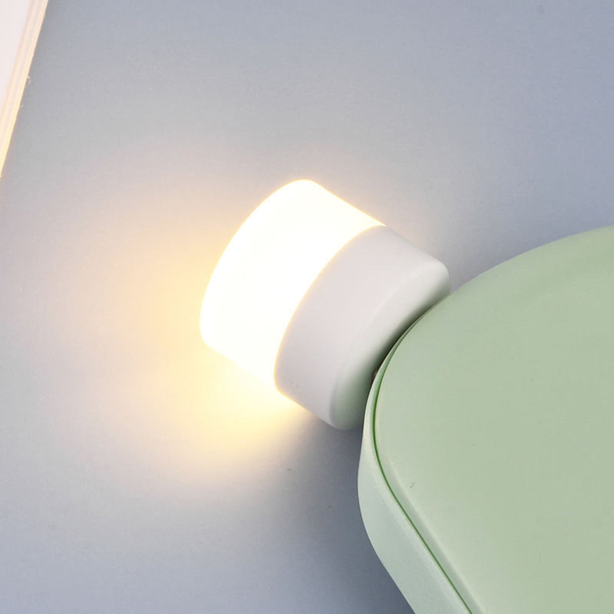 USB Night Light, LED Mini Light Bulb, Plug in Night Light, Small Bedside Night Lights, USB Light Bulb for Bedroom, Hallway, Kitchen, Car Tiny Light, Power Bank Power Outage Emergency Light Beige