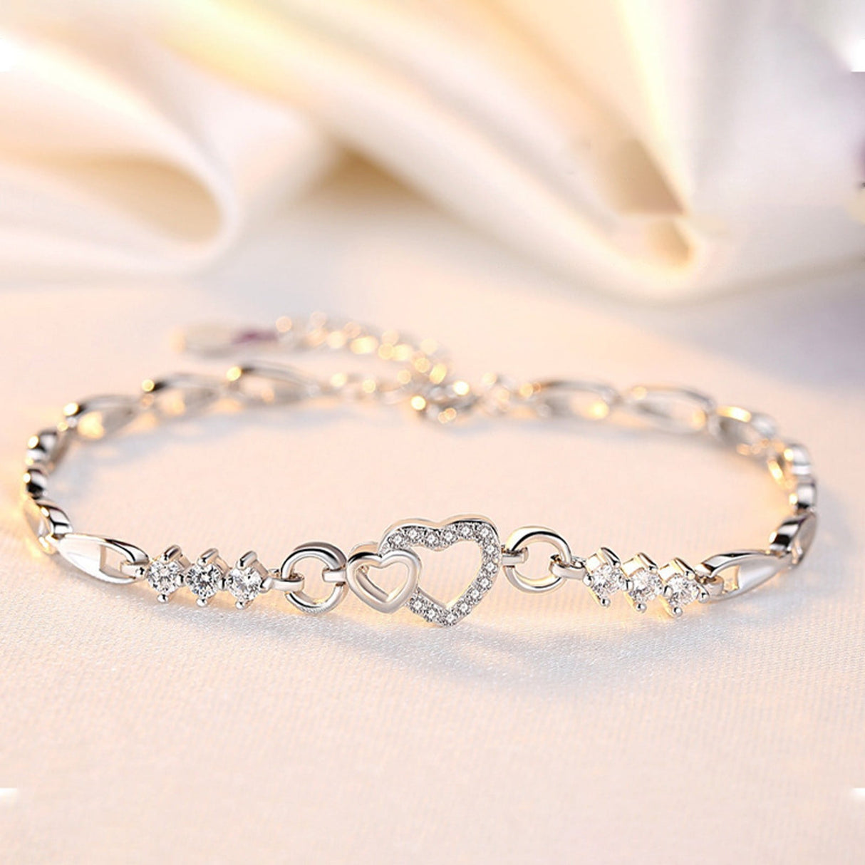 Amethyst Plated 925 Bracelet Love Heart-shaped Hand Jewelry Female Zircon Heart To Heart Jewelry , Birthday Gifts, Fits 16-19cm wrist circumference