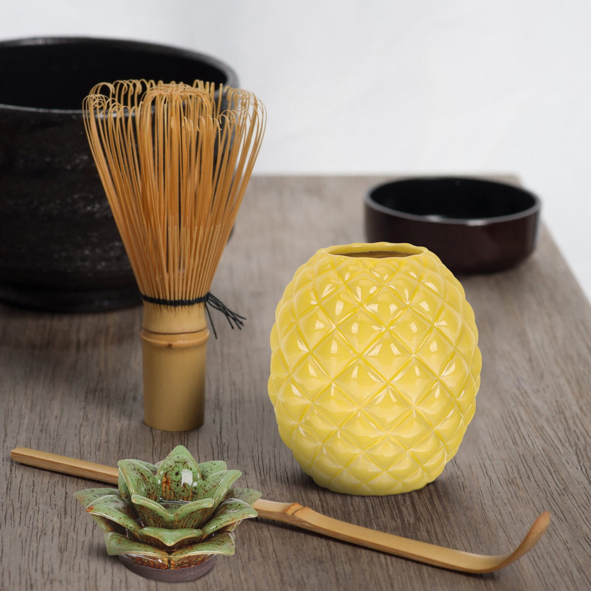 Yellow Pineapple Tea Cookie Jar Storage Container for Fruit and Travel Kitchen Use