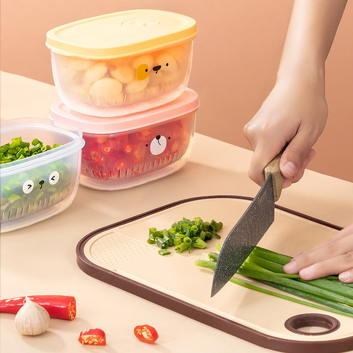 Fridge Berry Storage Container with Lids with Strainer, Plastic Fresh Produce Saver Keeper for Vegetable Fruit Meat Lettuce, BPA Free Kitchen Refrigerator Organization White