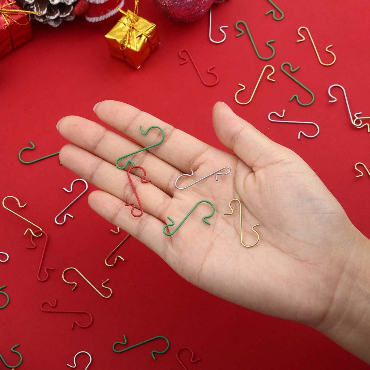 50 Pack Christmas Ornament Hooks 0.47*1.18in Stainless Steel S-Shaped Hangers for Christmas Tree Decoration Christmas Stocking Balls Christmas Ornaments,Gold