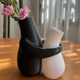 3D printedHugging Vases, decorative vase, suitable for office and home desktop flower pots, a gift for illustration enthusiasts, Valentine's Day, Mother's Day, Easter gift. - Top-Down View