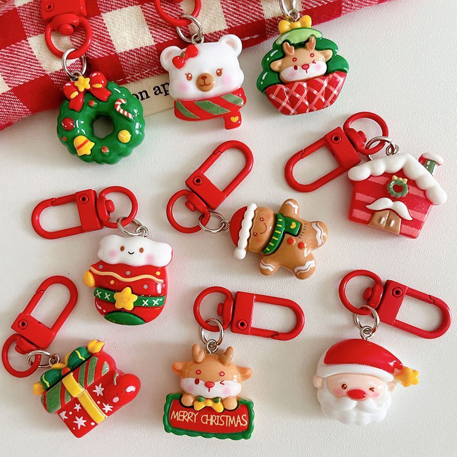 Christmas Cabin Resin Bag Charm, Adorable Backpack Pendant, Lovely Trinket for Christmas & Halloween Friendship Present