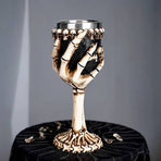 Resin Skull & Rose Embossed Goblet, Artistic Sculpted Cocktail Cup, Festive Bar Decor for Christmas & Halloween Holiday Occasion