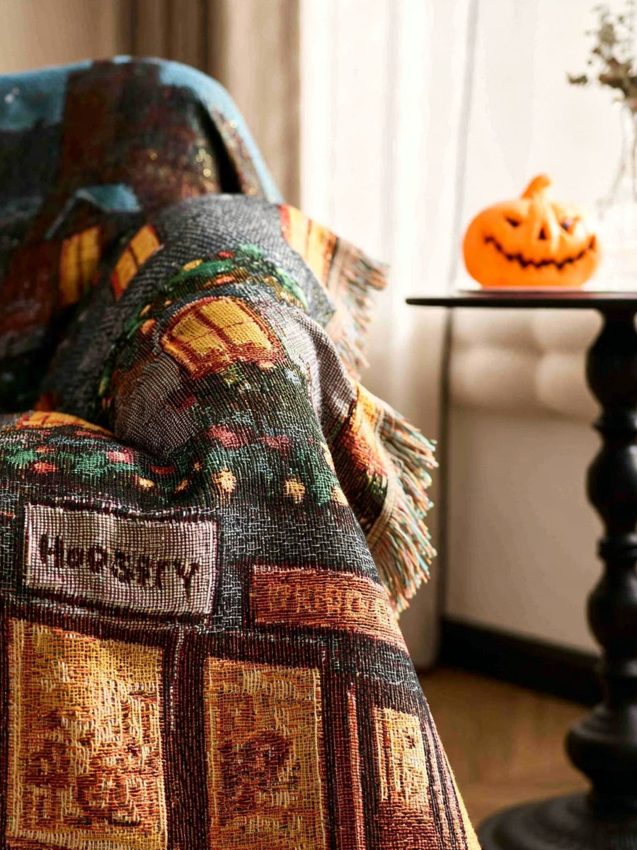 Festive Ambience Throw Blanket, Christmas & Halloween Decorative Tapestry, Soft Rest Nap Blanket For Indoor Use, Golden Thread Christmas Street Pattern, 157x130cm