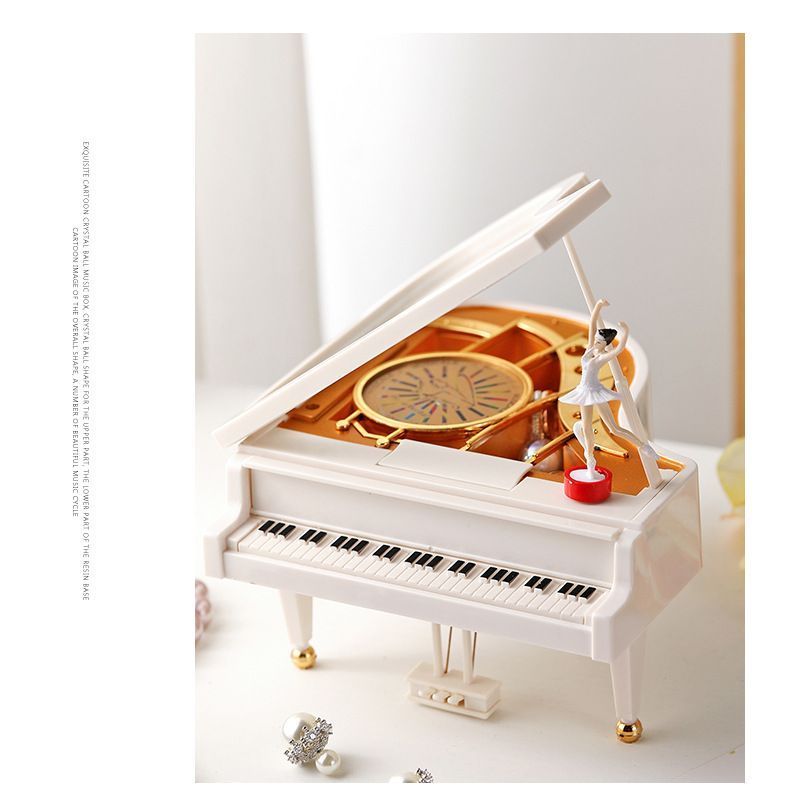 Creative Gift Ornament, 698B Dresser Gold
