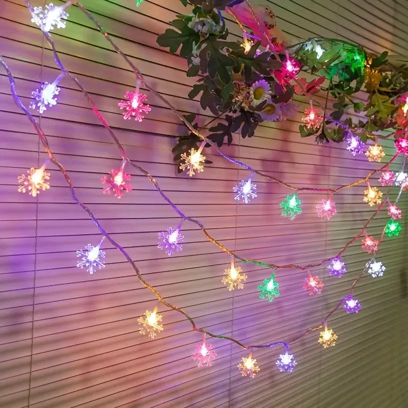 USB-Powered Snowflake String Lights – Soft Multicolor Glow, Crystal Clear, Waterproof & Durable, Brighten Up Parties & Cozy Winter Vibes. (Multicolor, USB-Powered, 6m/40 LEDs, Steady On)