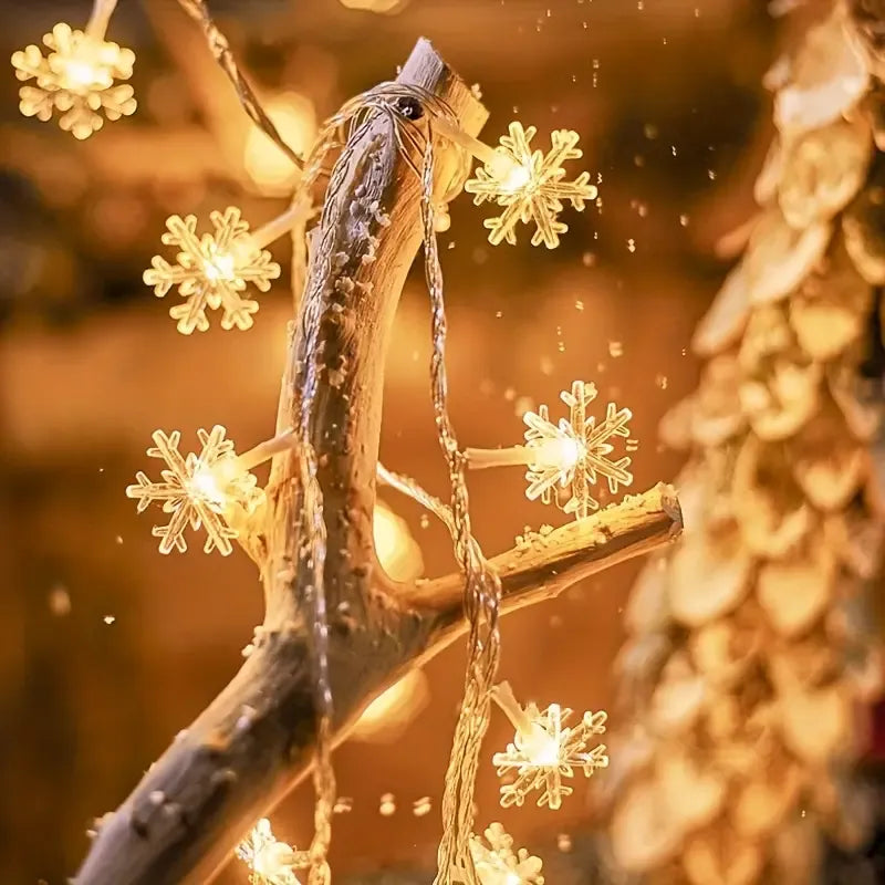 USB-Powered Snowflake String Lights – Soft Multicolor Glow, Crystal Clear, Waterproof & Durable, Brighten Up Parties & Cozy Winter Vibes. (Multicolor, USB-Powered, 6m/40 LEDs, Steady On)