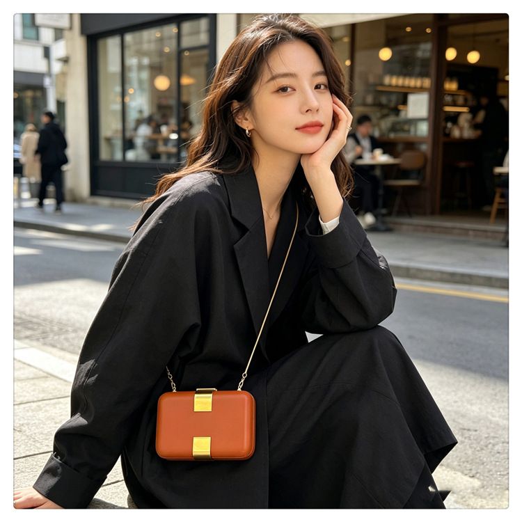 Fashion Metal Magnetic Chain Small Square Bag: Crossbody & Shoulder Bag, Polyester Lining(brown)
