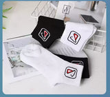 Breathable & moisture-wicking, antibacterial & odor-resistant — SMAIL DARING Bamboo Fiber Sports Socks 2-Pack (1 Pair White + 1 Pair Black) Size 40#-44# - Top-Down View