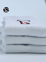 Breathable & moisture-wicking, antibacterial & odor-resistant — SMAIL DARING Bamboo Fiber Sports Socks 2-Pack (1 Pair White + 1 Pair Black) Size 40#-44#