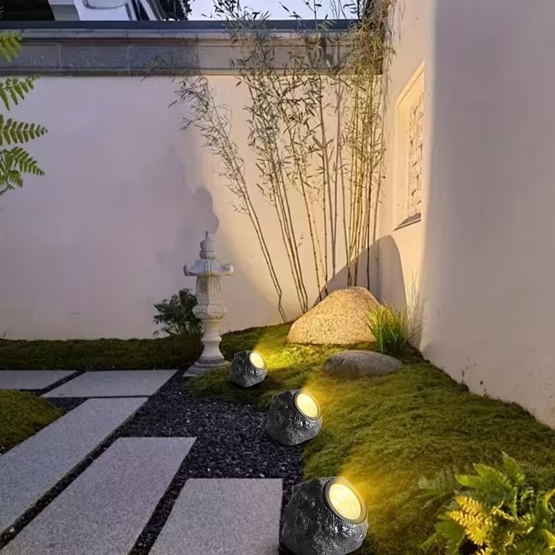 Solar Rock Spotlight Outdoor Waterproof Sensor LED Garden Landscape Tree Floodlight Lawn Decorative Light.*Black warm light