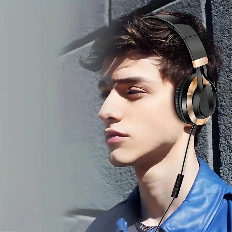 Wired Over-Ear Headset, Portable Folding Heavy Bass Headphones, Built-in Microphone, Compatible with Multiple Devices（black)