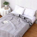 Cooling Summer Blanket - Ice Blanket for Hot Sleepers and Night Sweats, Cooling Blanket with Double-Sided Cooling Effect for All Seasons - Perfect Ray Ray 150x200cm - Front View