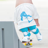 Finger Skateboard With Shoes Mini Scooter Finger Toy Set Gripboard Shoes And Pants Finger Skate Board Mini Skateboard 0.04 Black Series - Low Angle