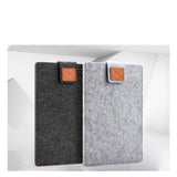 MacBook Pro sleeve Dark gray wool felt case, compatible with MacBook Air, 13-inch - Rear View