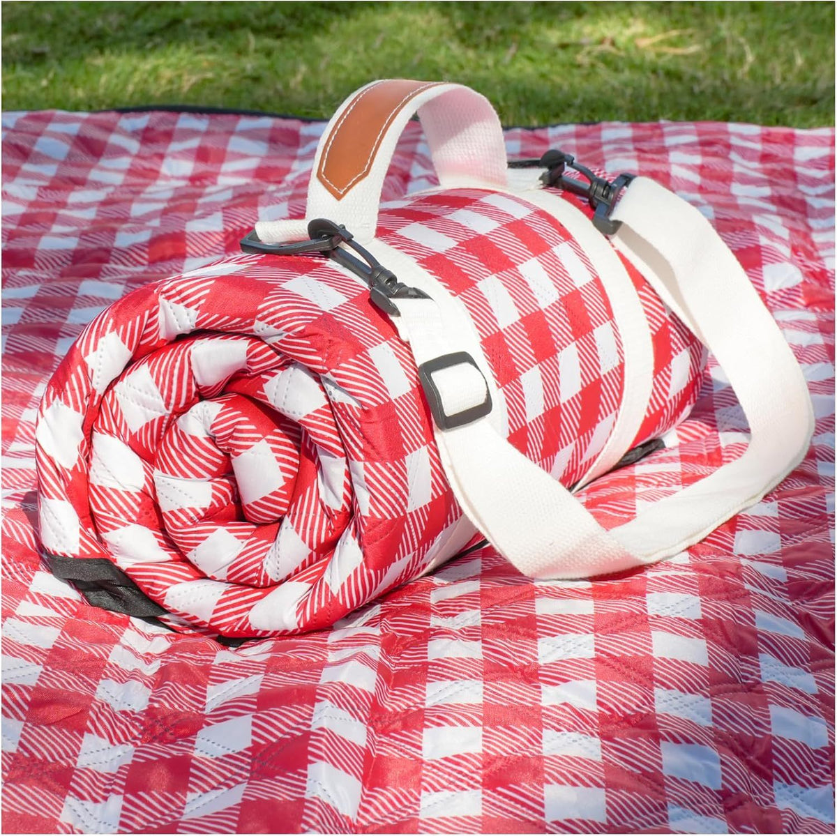 Waterproof Picnic Blanket Foldable Red for 6 to 8 People, 203 x 203 cm