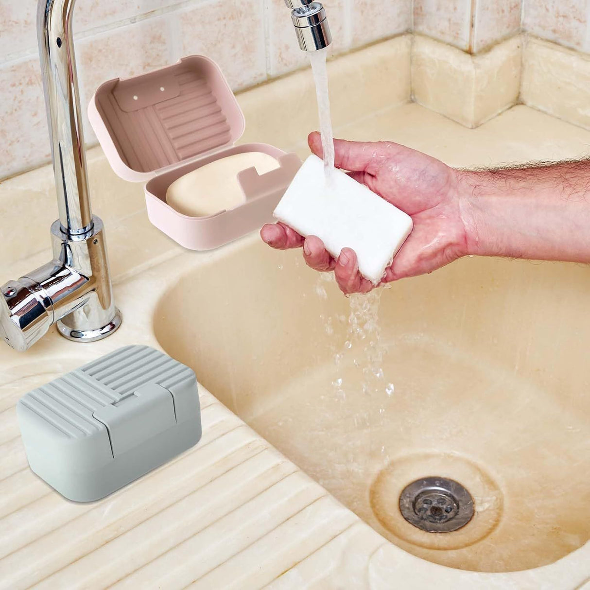 2 Piece Travel Soap Dish Set with Lid Leakproof