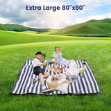 200x200cm Picnic Blanket Waterproof Sandproof Foldable for 6-8 People 3 Layers Ideal for Beach Park Camping - Front View