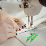Fish Mouth Sewing Machine Needle Threader, Automatic Sewing Needle Threader Simple Needle Threader, 2024 Upgrade Loop Easy Selfthread Needle Quick Sewing Machine Threaders Tool 10PS (Green*10)