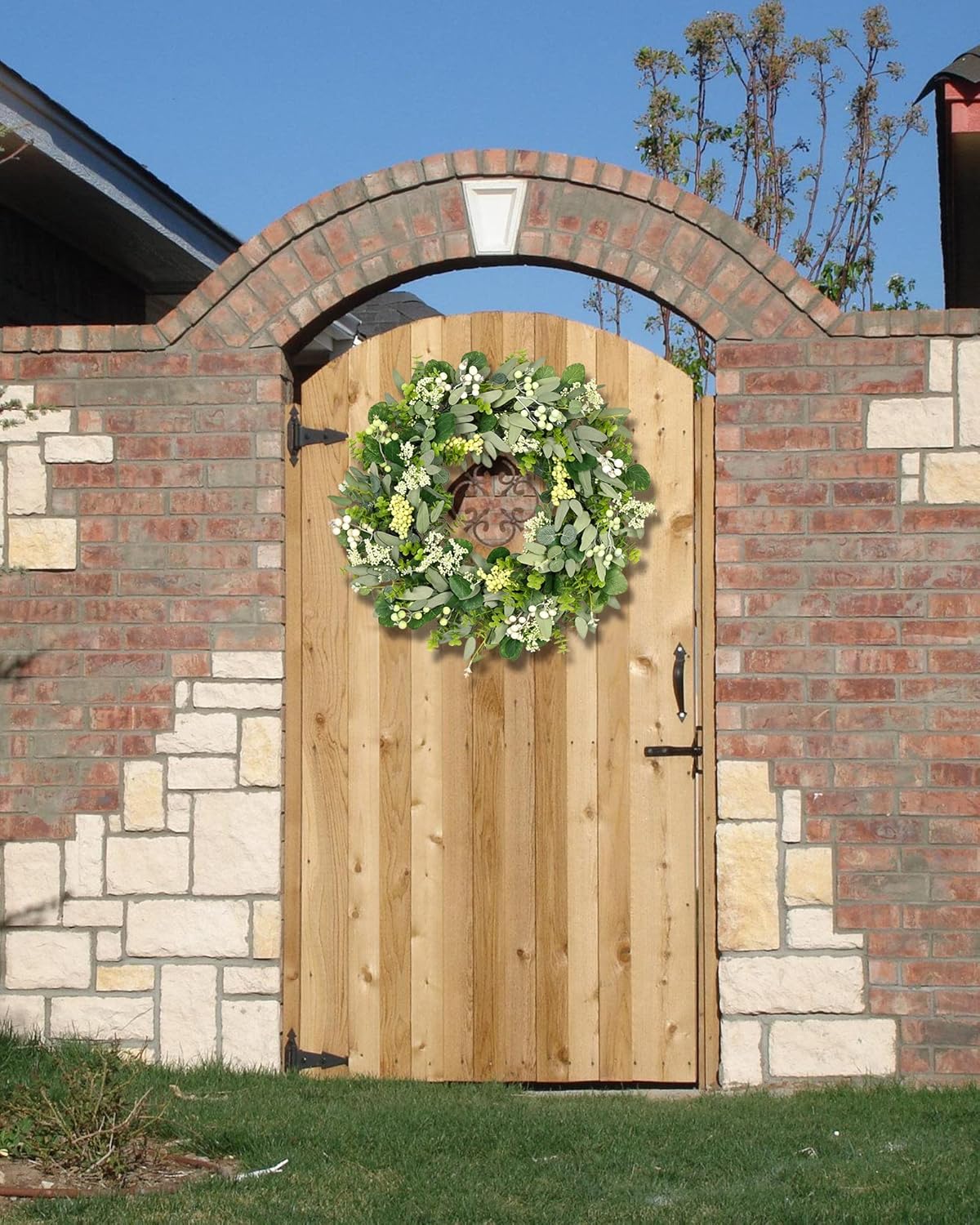 24-26 Inch Artificial Spring Summer Greenery Christmas Wreaths for Front Door Green Eucalyptus Leaf Wreath Decor Boxwood with Big Berries for Farmhouse Outside Year Round