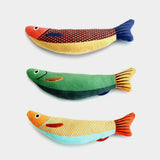 3Pcs Saury Fish Cat Toys Interactive Cat Kitten Kicker Teething Toys - Close-Up Angle