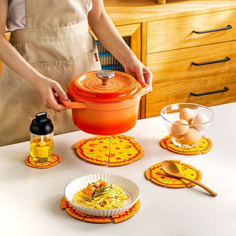 6-Piece Set - Creative Pizza-Shaped Heat-Resistant Placemat, Waterproof PVC Coaster & Trivet for Home Use