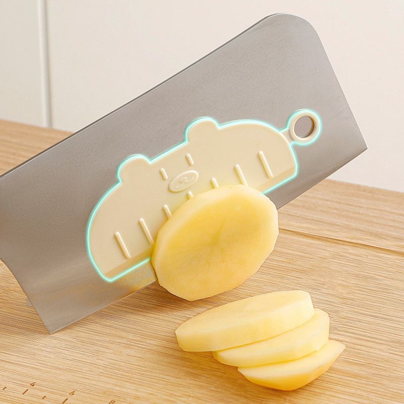 Magnetic Anti-Stick Knife Guard Universal Kitchen Slicing Tool for Fruit, Vegetables, and Meat—Green