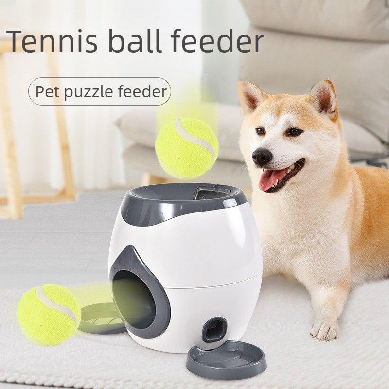 Pet Feeder with 2 Tennis Balls & 1 Spoon-Green