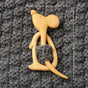 Brooch pin with woodenanimal pattern-Mouse