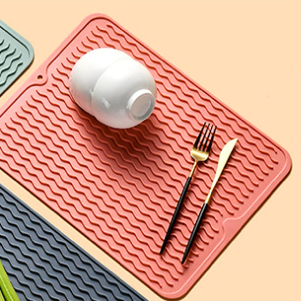 Table Insulating Rubber Mat Anti Slip Waterproof Heat Resistant Dish Drying Placemat for Kitchen Pink