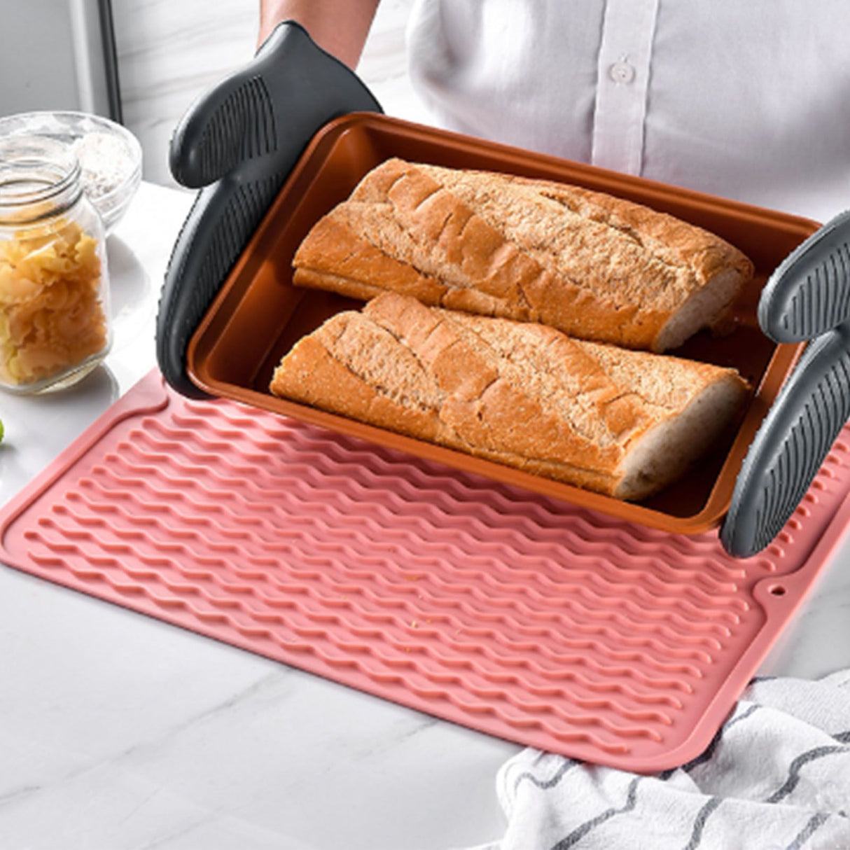 Table Insulating Rubber Mat Anti Slip Waterproof Heat Resistant Dish Drying Placemat for Kitchen Pink