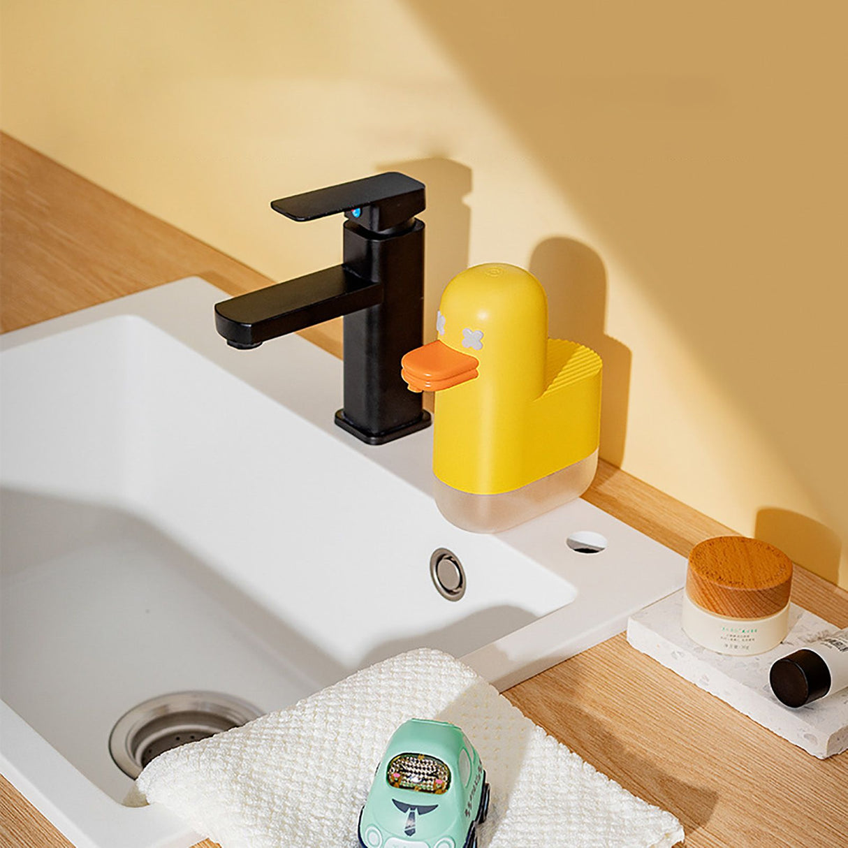 Automatic Foam Soap Dispenser USB Rechargeable Touchless Infrared Sensor Liquid Soap Dispenser for Kitchen Bathroom Duck