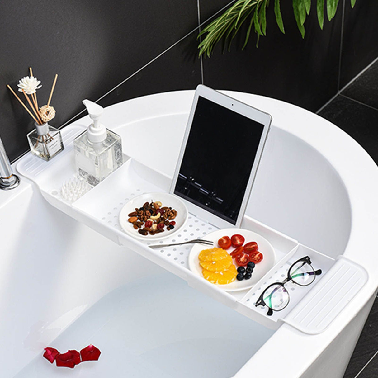 Bathtub Tray Stable Placement Expandable Plastic Material Draining Design Bath Caddy Tub Table for Bathroom White