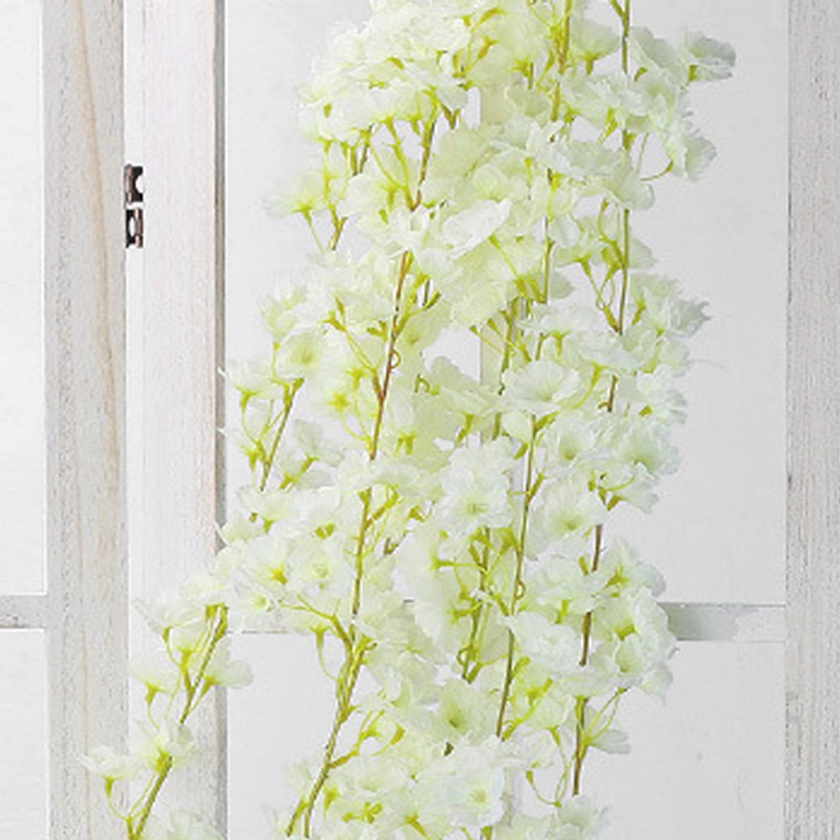 Artificial Flower Rattan Single 1.8m 135pcs Flowers Head Vivid Decorative Silk Plastic Hanging Fake Rattan for Decoration White