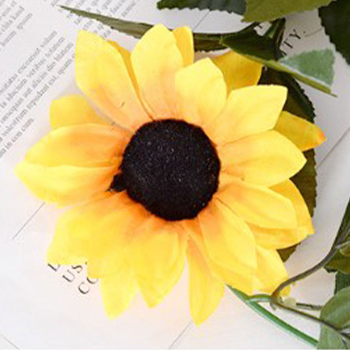 Artificial Sunflower Vines 200cm Length Lifelike Details Bright Colors Sunflower Garland for Parties Gardens Fences
