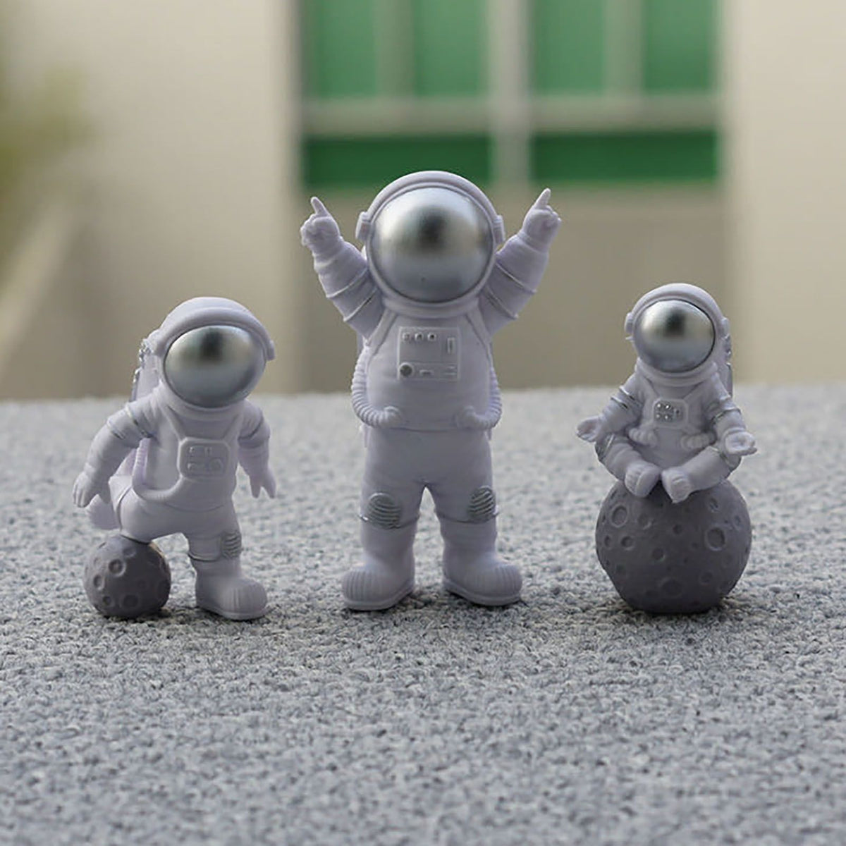 3 Piece Astronaut Figurines Cute Nordic Style PVC Spaceman Desk Decor for Cake Decoration Kids Room Bedroom Bookshelf