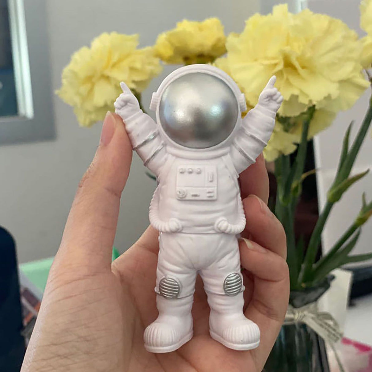 3 Piece Astronaut Figurines Cute Nordic Style PVC Spaceman Desk Decor for Cake Decoration Kids Room Bedroom Bookshelf
