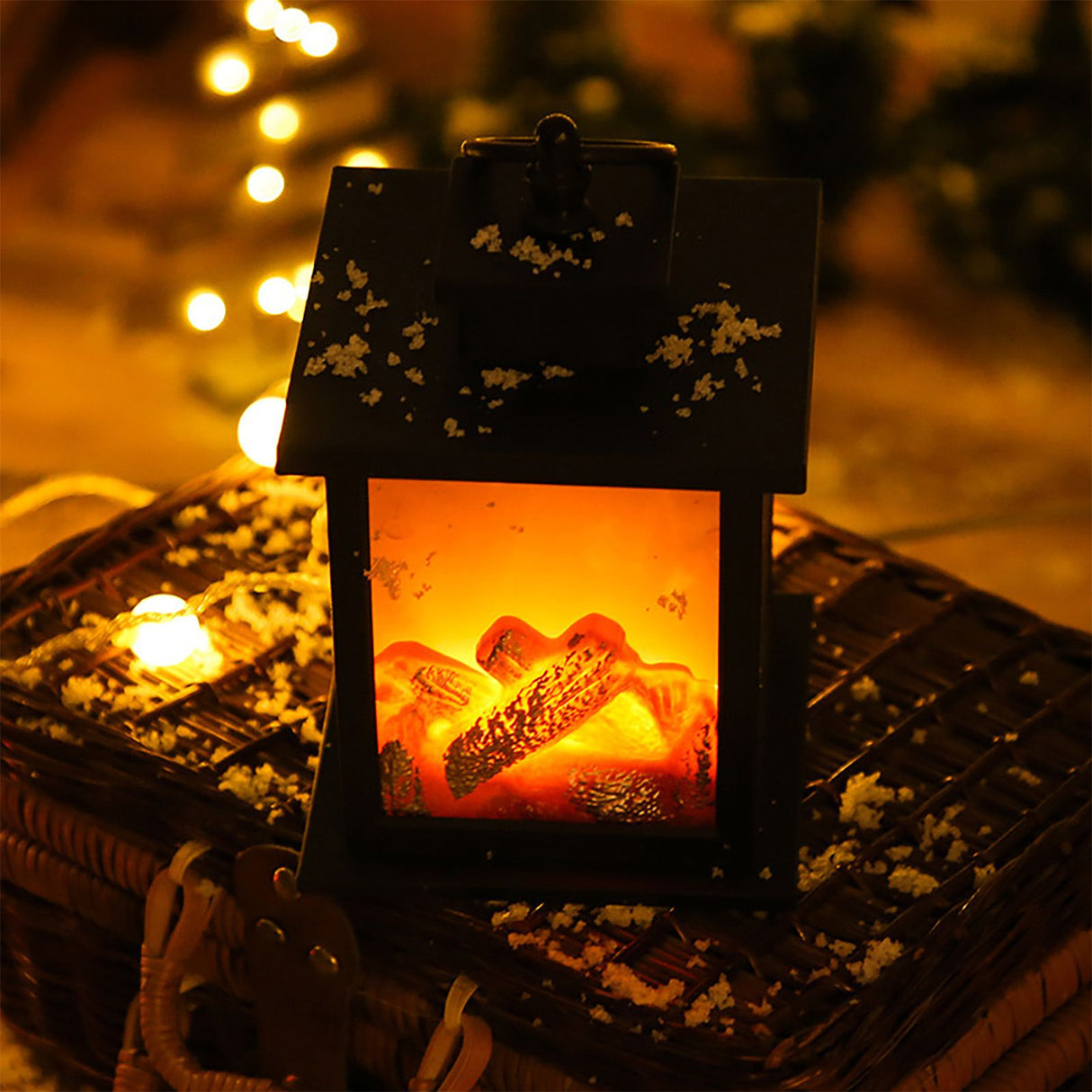 LED Flame Lantern Light Fashionable Retro Lantern Hanging Lamp for Christmas Decoration Square Flame Lamp, M