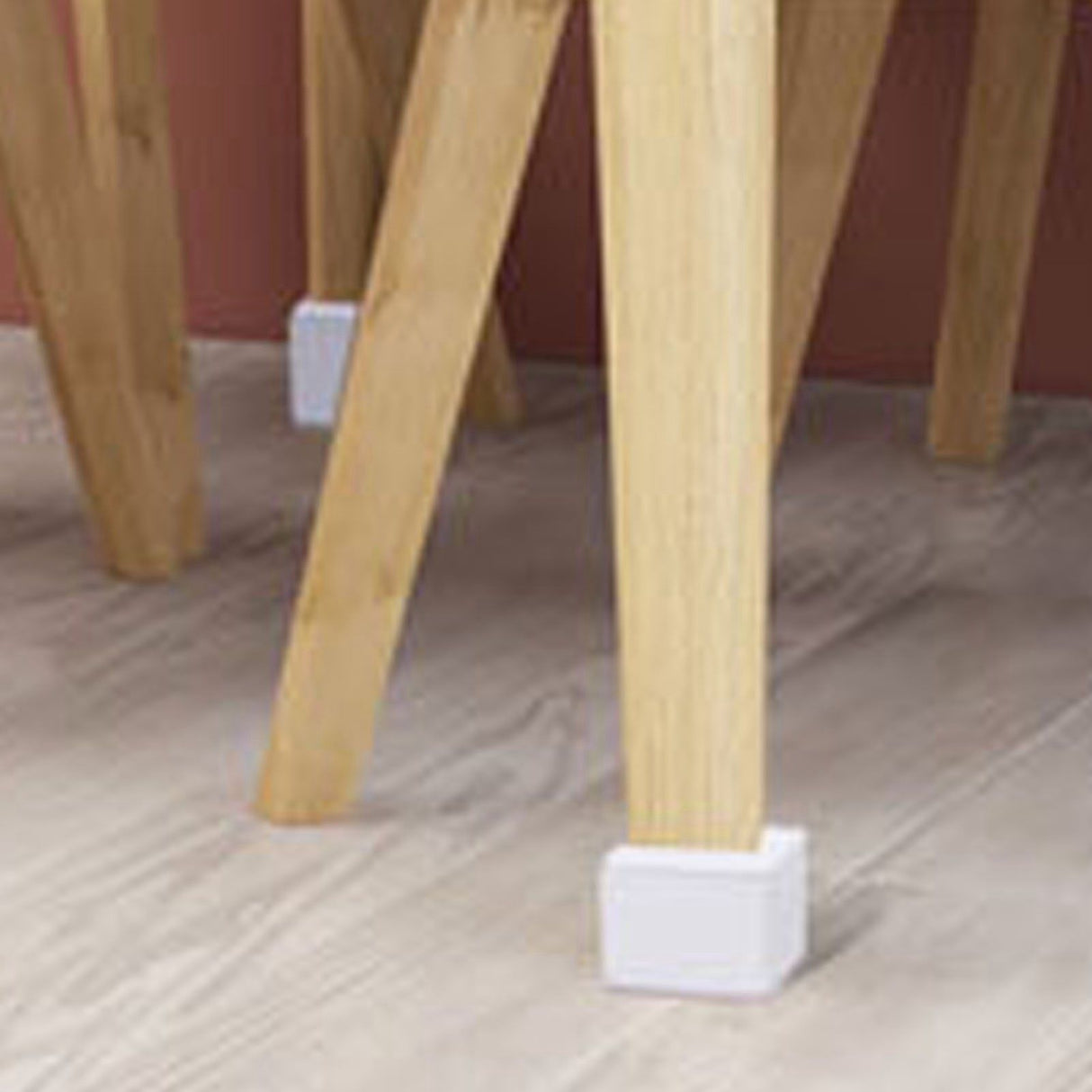 Carbon Steel Furniture Risers Self Adhesive Furniture Lift Anti Slip Low Noise Bed Lifter with Felt Pad for Sofa Couch White