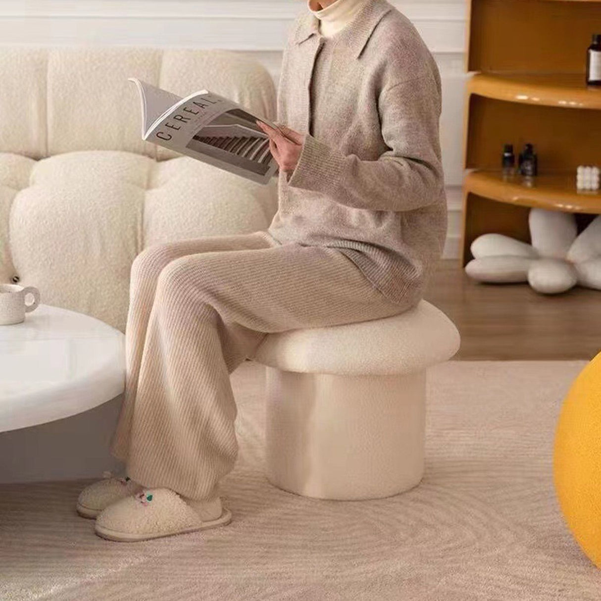 Sofa Bench Simple Modern Elastic Comfortable Soft Round Pine Wooden Foot Stool for Home Decoration White