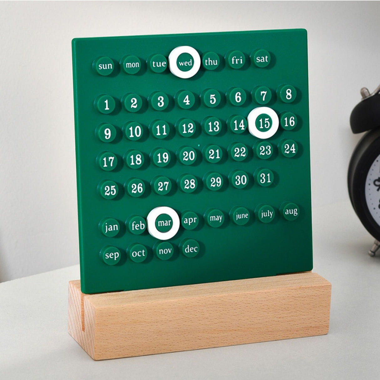 Wooden Kids Calendar DIY Hand Operated Develop Planning Skills Perpetual Calendar for Home Green