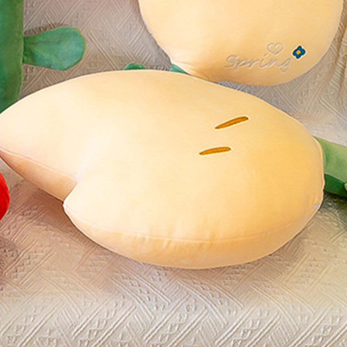 Flower Pillow Simulation Cute Cartoon Animation Flower Doll Sleeping Pillow Plush Toys Yellow L